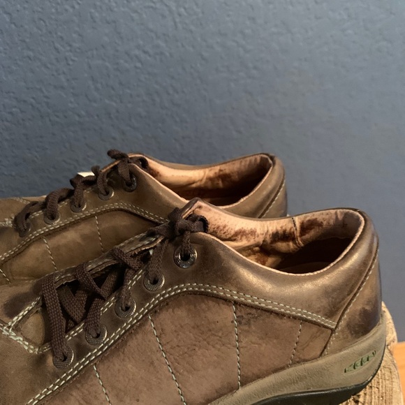 Keens - Picture 4 of 6